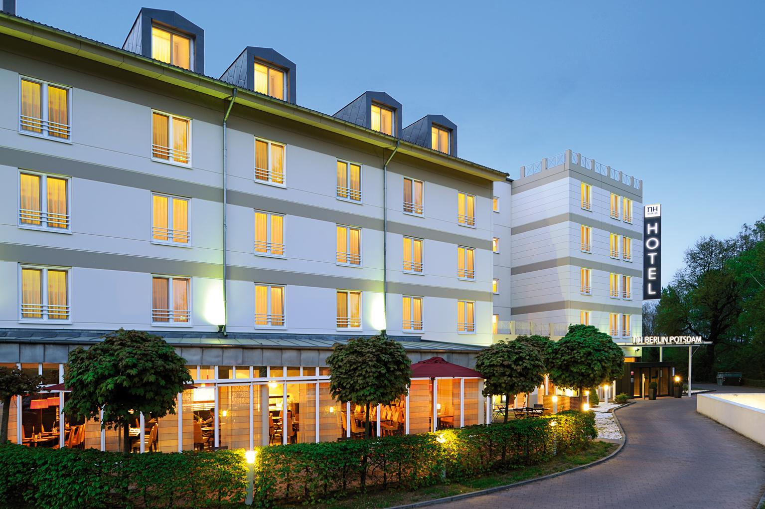 Nh Berlin Potsdam Conference Center Kleinmachnow Exterior foto